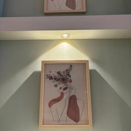 Aura Lux Nei Epivates
