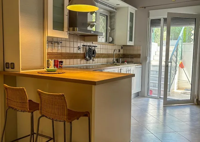 Aura Lux Nei Epivates Villa