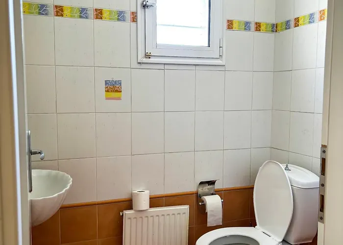 Aura Lux Nei Epivates Vila *