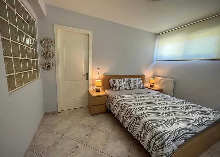 Aura Lux Nei Epivates Vila
