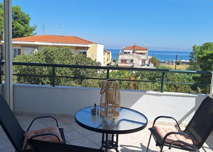 Vila Aura Lux Nei Epivates Néoi Epivátai
